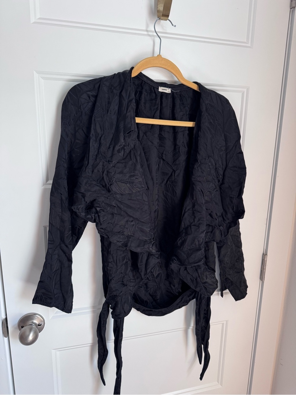 Warm NY 100% silk blouse